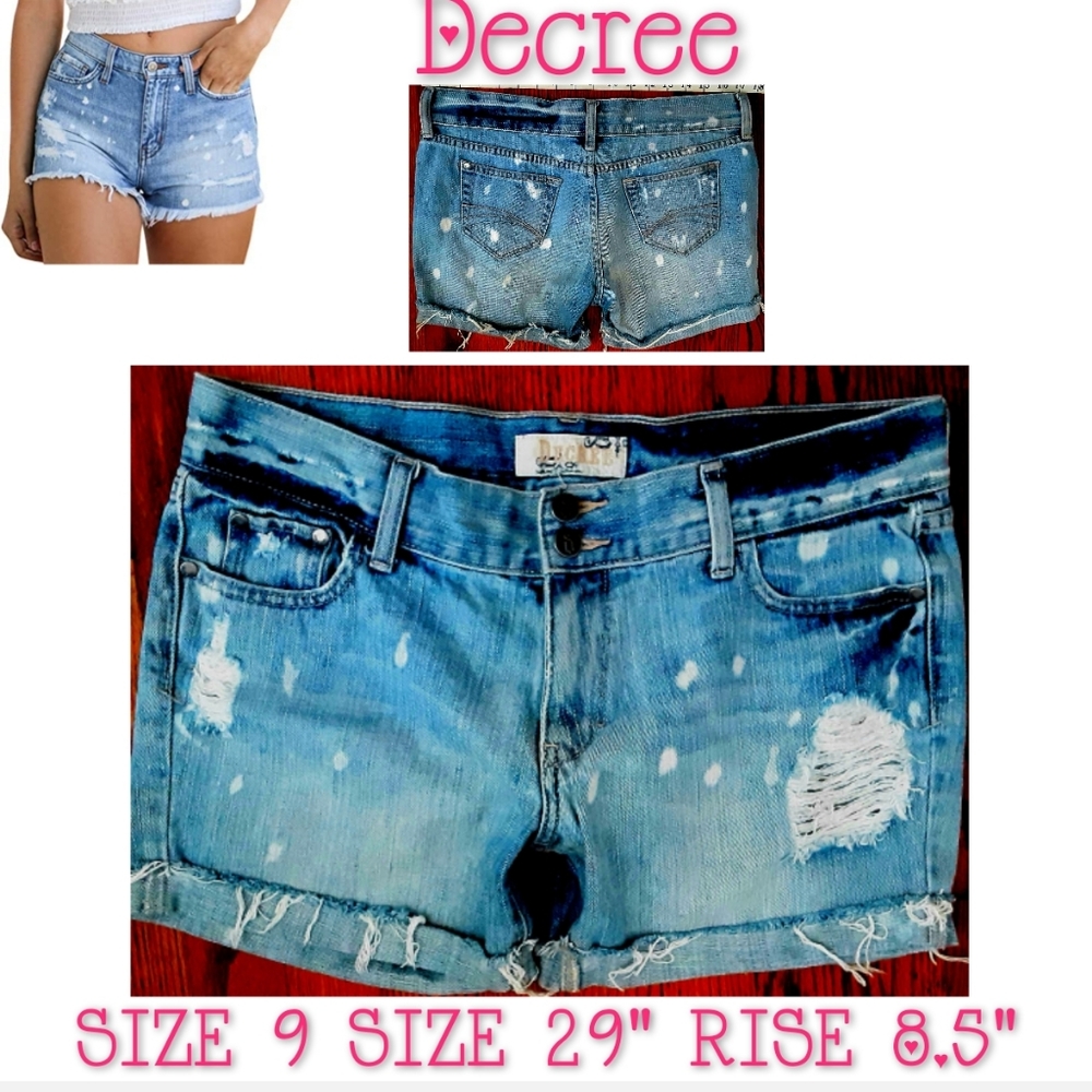Decree Jean Shorts Distressed Boyfriend Size 9 - Picture 1 of 10